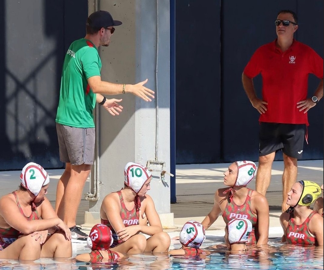 Seleção feminina sub-20 disputa Campeonato Mundial de Polo Aquático, em  Portugal - Notícia :: CBDA